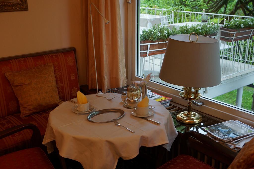 Hotel Zima Мерано Екстер'єр фото