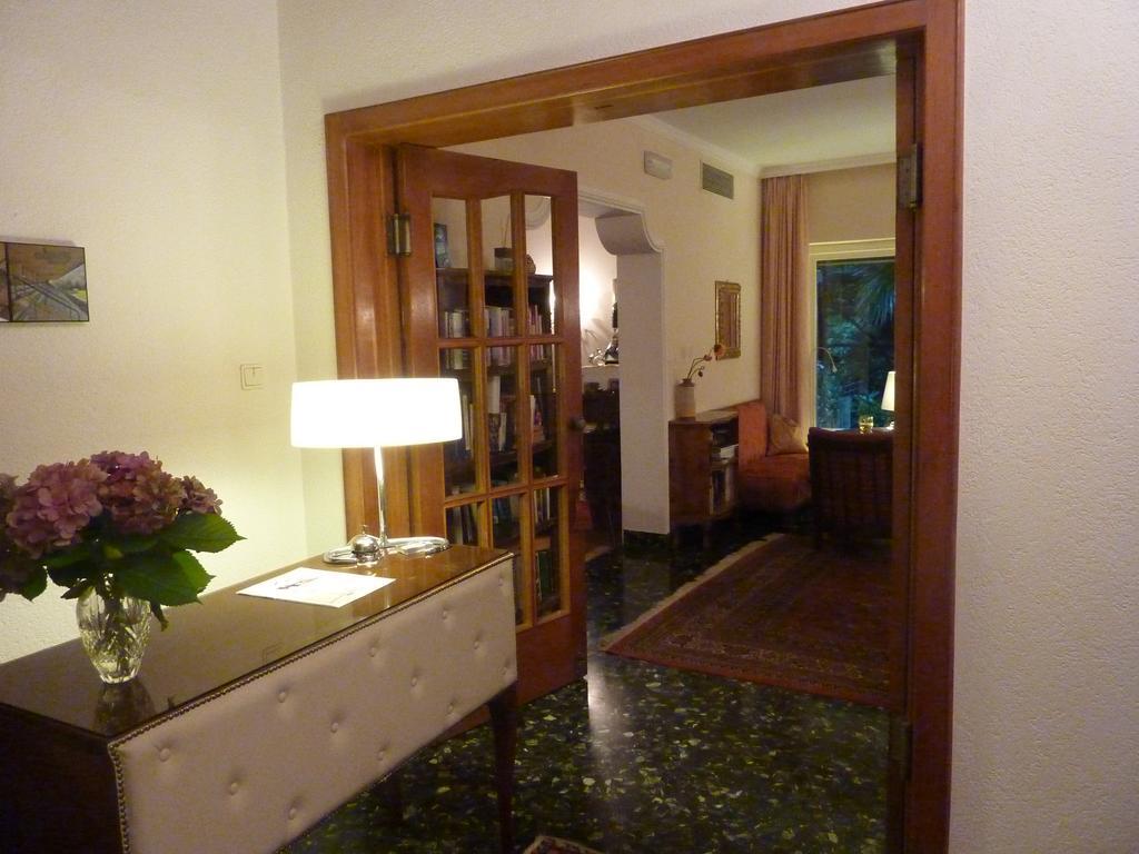 Hotel Zima Мерано Екстер'єр фото