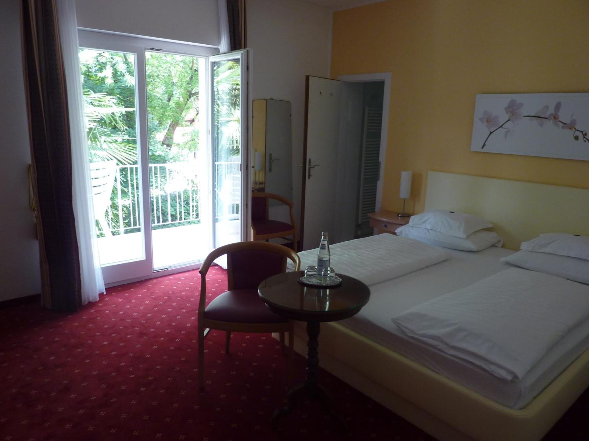 Hotel Zima Мерано Номер фото