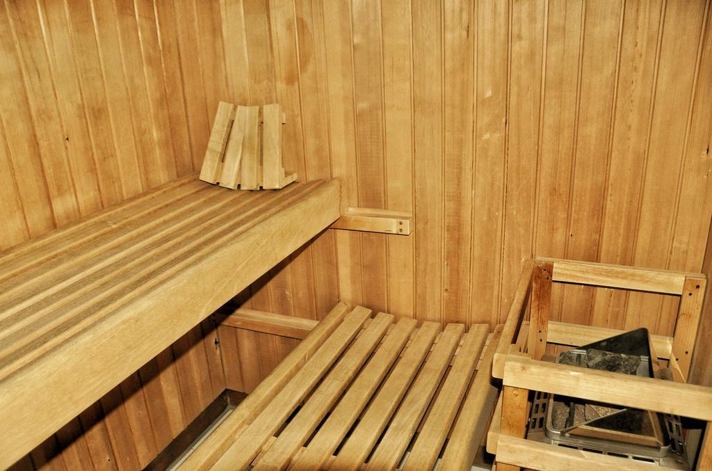 Hotel Zima Мерано Екстер'єр фото